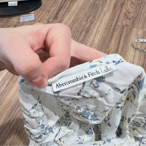 Abercrombie & Fitch Floral Wrap Mini Dress - Picture 6 of 6